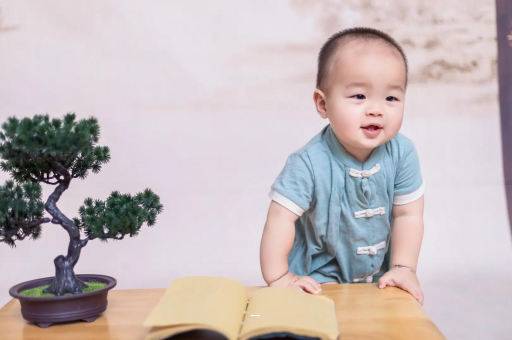 西宁孕妇显怀是几个月